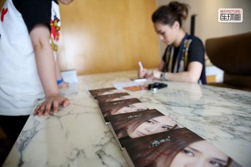 大陆熟女在线视频,网络诱惑与伦理边界